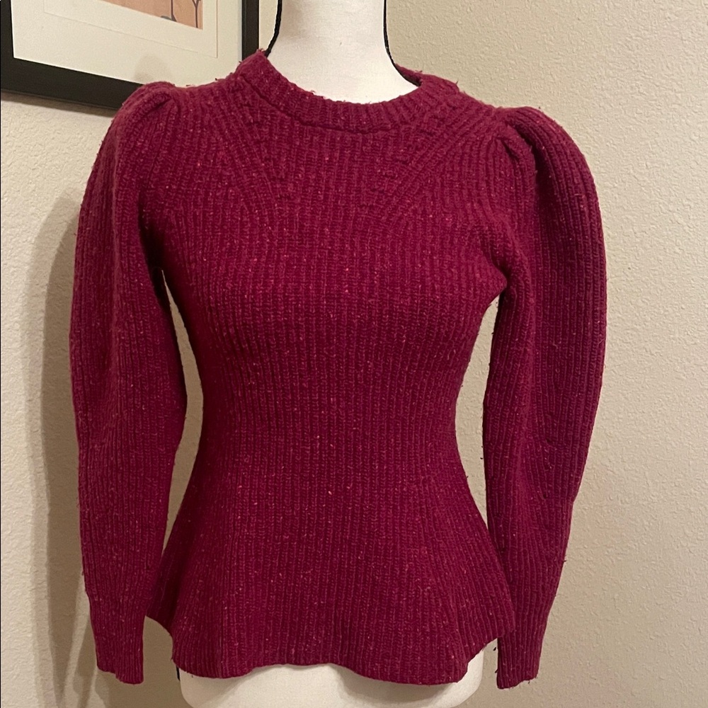 La Vie Dark pink Sweater . Excellent used Condition . Size Small
